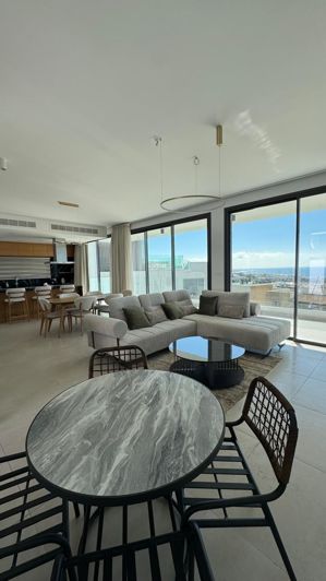 Image No.20-3 Bed House for sale