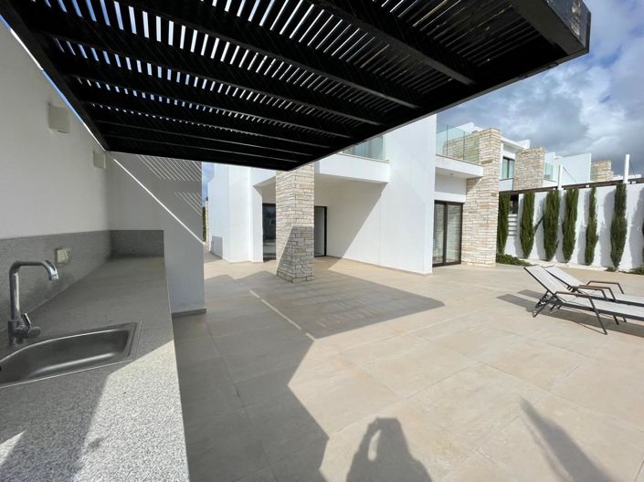 Image No.10-3 Bed Villa for sale