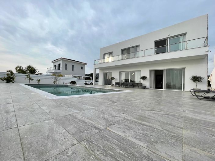 Image No.29-3 Bed Villa for sale