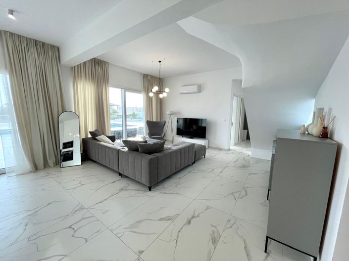 Image No.6-3 Bed Villa for sale