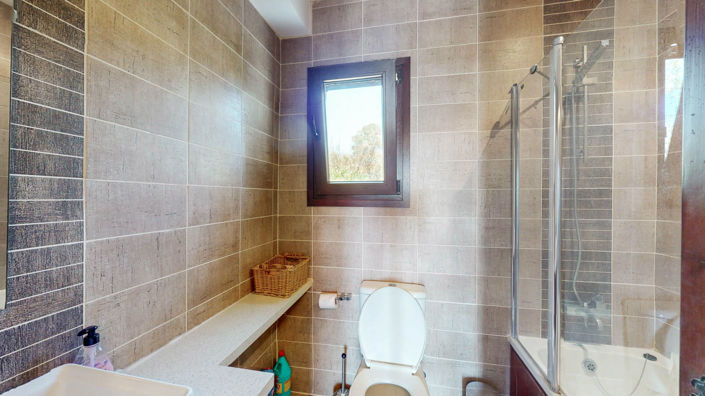 Image No.18-5 Bed Villa for sale
