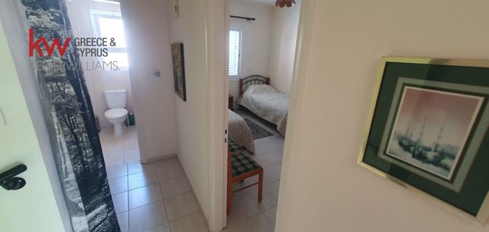 Image No.18-2 Bed Townhouse for sale