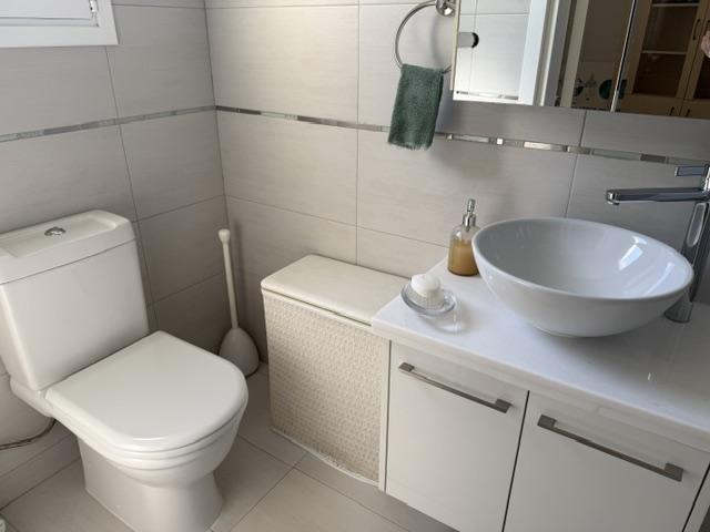 Image No.8-3 Bed Bungalow for sale