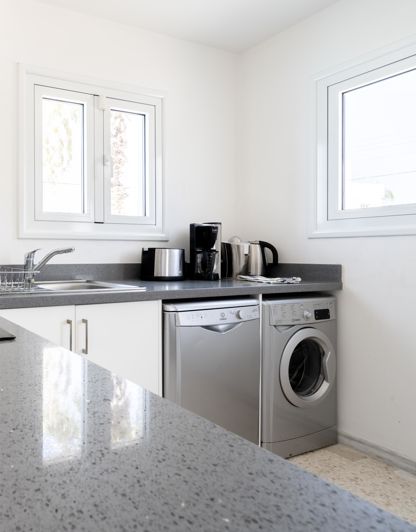 Image No.11-3 Bed House for sale