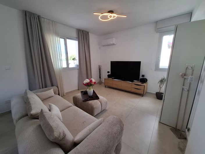 Image No.6-2 Bed Bungalow for sale