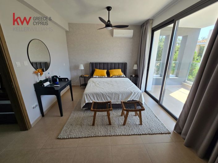 Image No.17-3 Bed Villa for sale