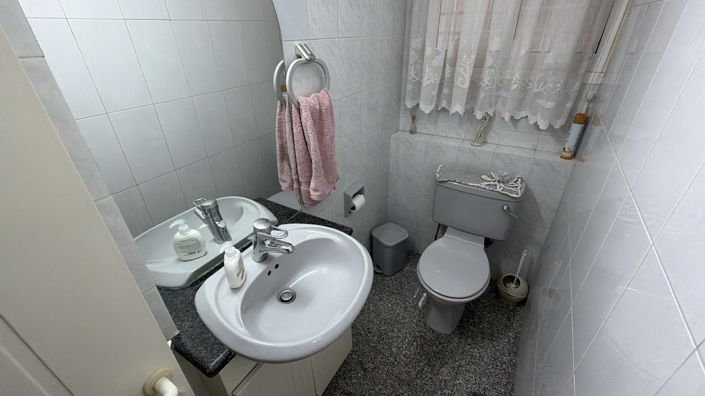 Image No.10-4 Bed Apartment for sale
