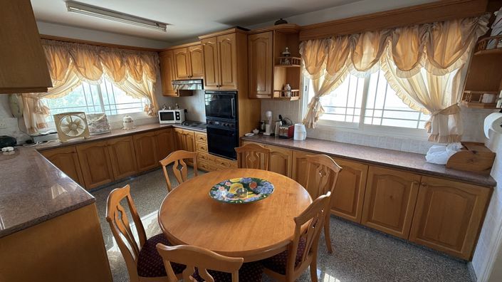 Image No.2-4 Bed Apartment for sale