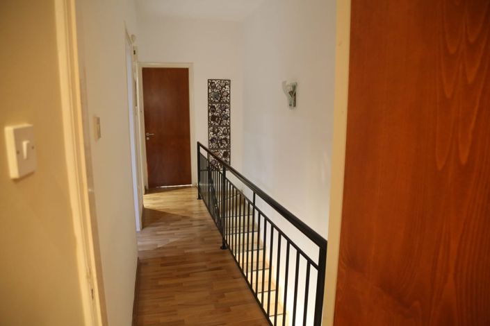 Image No.17-3 Bed Townhouse for sale