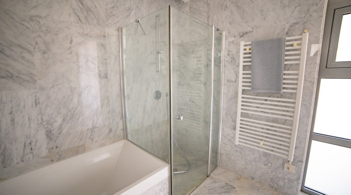 Image No.13-3 Bed House for sale