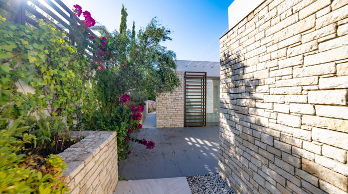 Image No.14-3 Bed House for sale