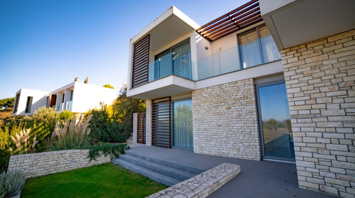 Image No.3-3 Bed House for sale