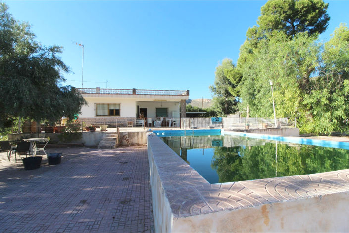 Image No.1-3 Bed Country House for sale