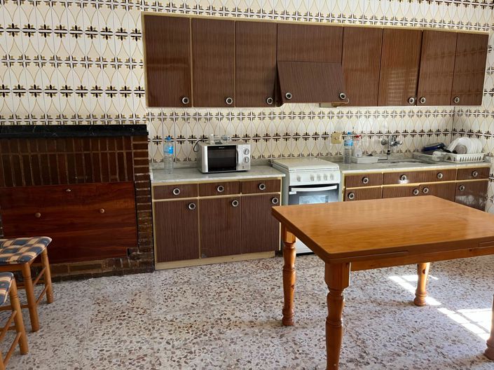 Image No.5-4 Bed Country House for sale