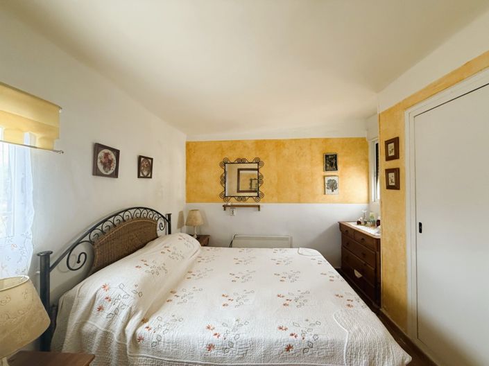 Image No.12-3 Bed Country House for sale