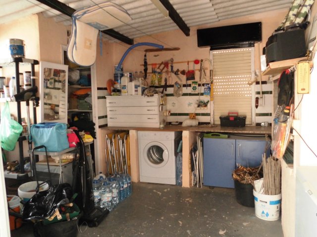 Image No.19-3 Bed Country House for sale