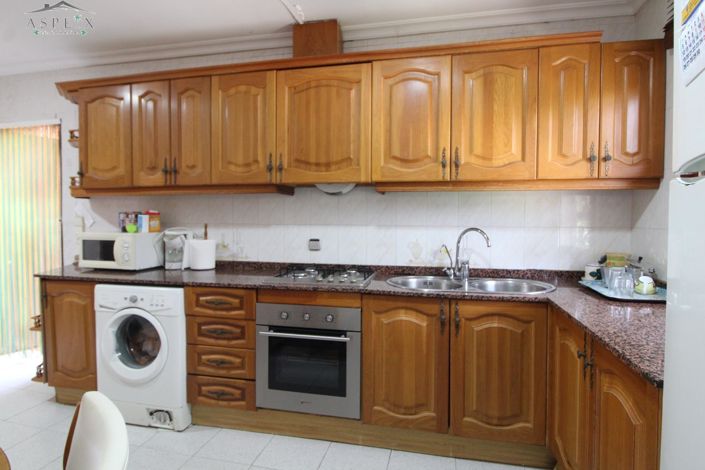 Image No.14-6 Bed Country House for sale