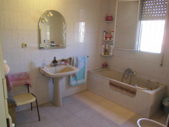 Image No.11-4 Bed Country House for sale