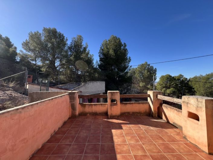 Image No.20-3 Bed Country House for sale