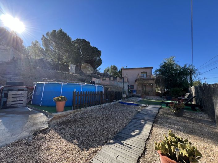 Image No.23-3 Bed Country House for sale