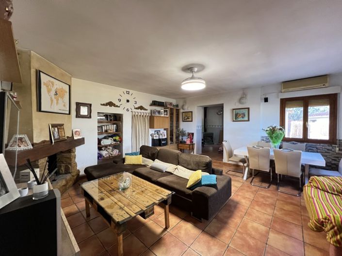 Image No.3-3 Bed Country House for sale