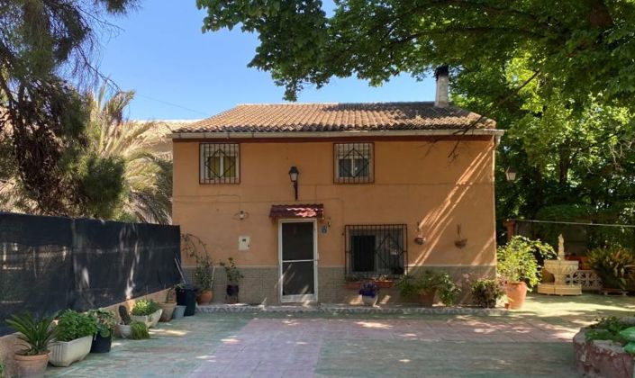 Image No.1-6 Bed Country House for sale