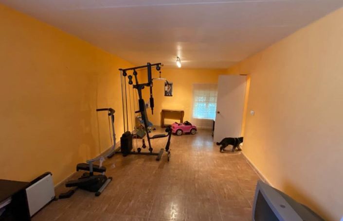 Image No.15-6 Bed Country House for sale