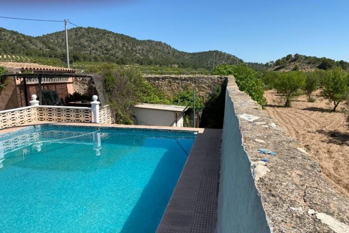 Image No.24-6 Bed Country House for sale