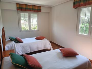 Image No.2-4 Bed Country House for sale