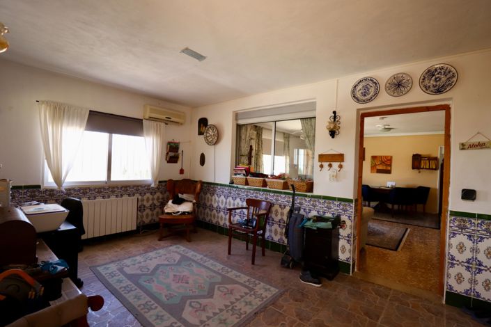 Image No.13-7 Bed Country House for sale