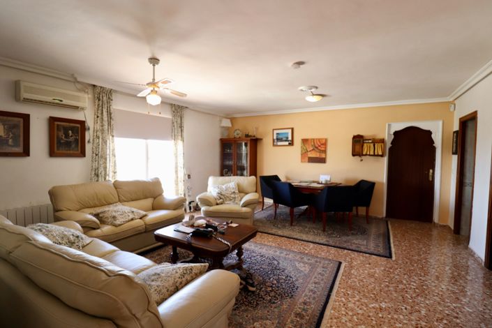 Image No.14-7 Bed Country House for sale