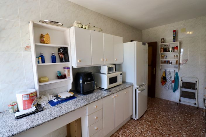 Image No.42-7 Bed Country House for sale