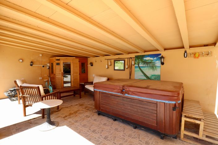 Image No.47-7 Bed Country House for sale