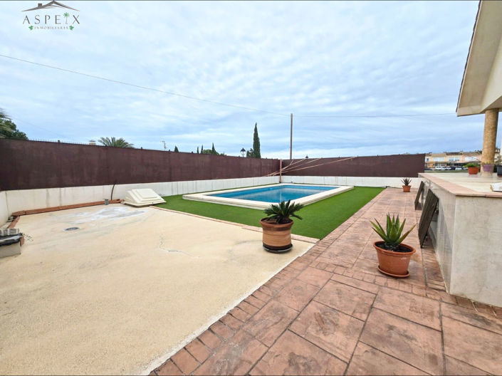 Image No.1-Villa de 5 chambres à vendre à Aspe