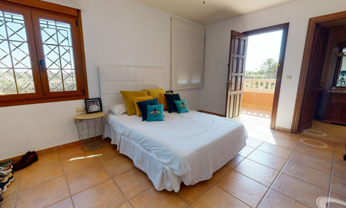 Image No.32-6 Bed Country House for sale