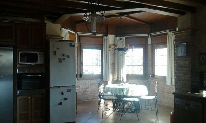 Image No.14-6 Bed Country House for sale