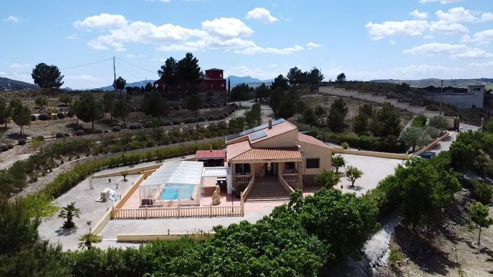 Image No.1-3 Bed Country House for sale