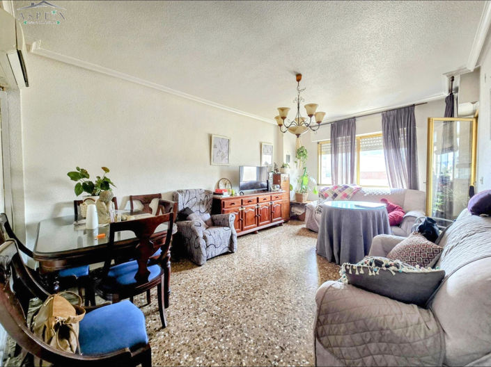 Image No.1-3 Bed Flat for sale