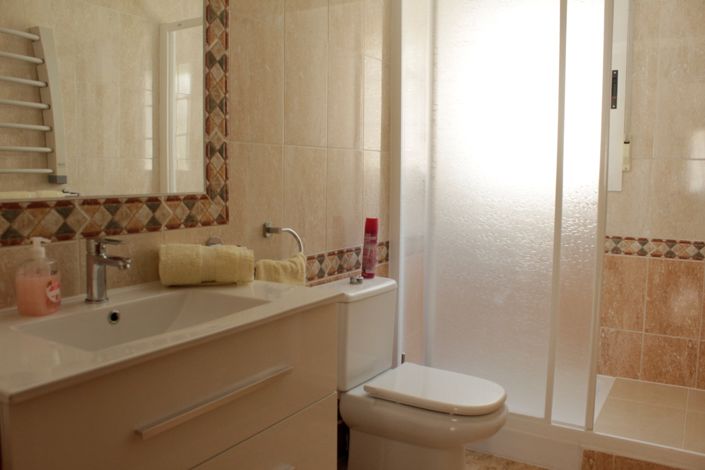 Image No.10-3 Bed Villa for sale