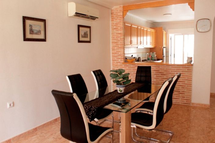 Image No.6-3 Bed Villa for sale