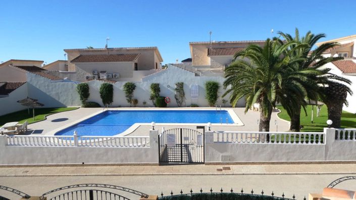 Image No.3-3 Bed Villa for sale