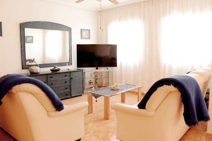 Image No.2-3 Bed Villa for sale