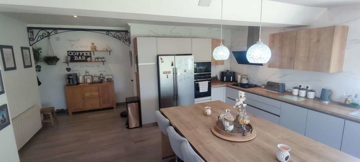 Image No.39-Maison de campagne de 4 chambres à vendre à Sax