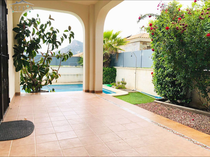 Image No.1-3 Bed Villa for sale