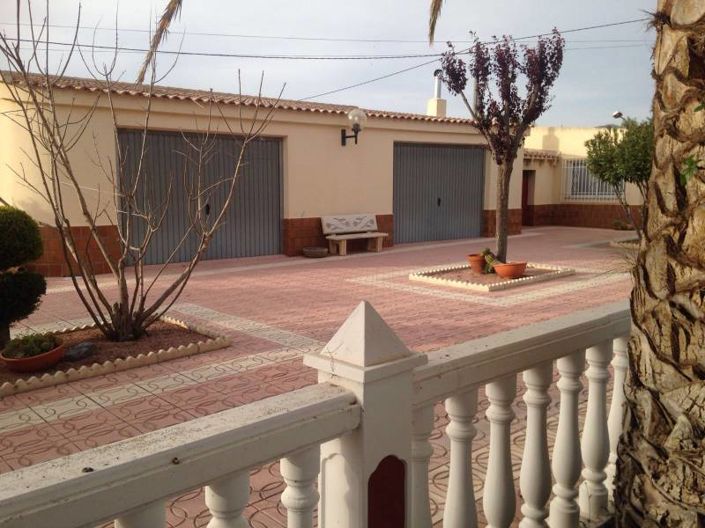 Image No.27-3 Bed Country House for sale