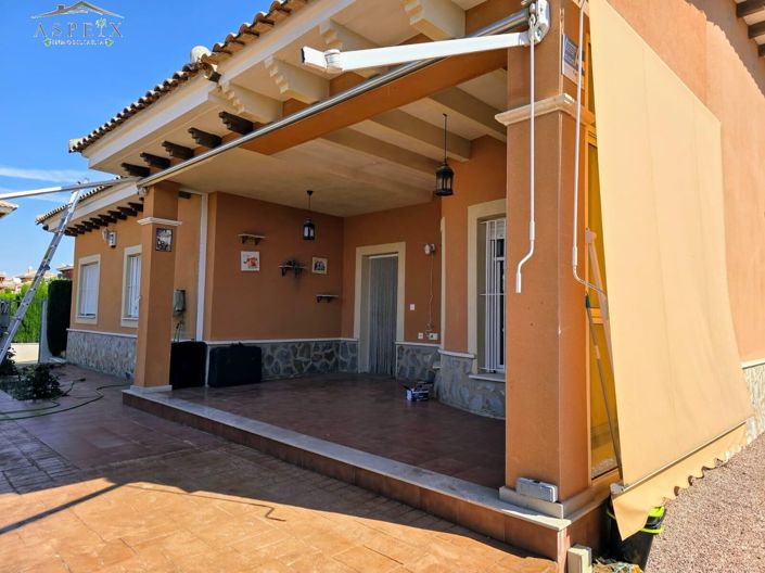 Image No.1-3 Bed Villa for sale