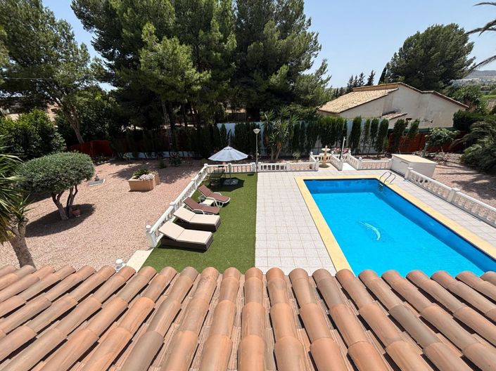 Image No.34-5 Bed Country House for sale