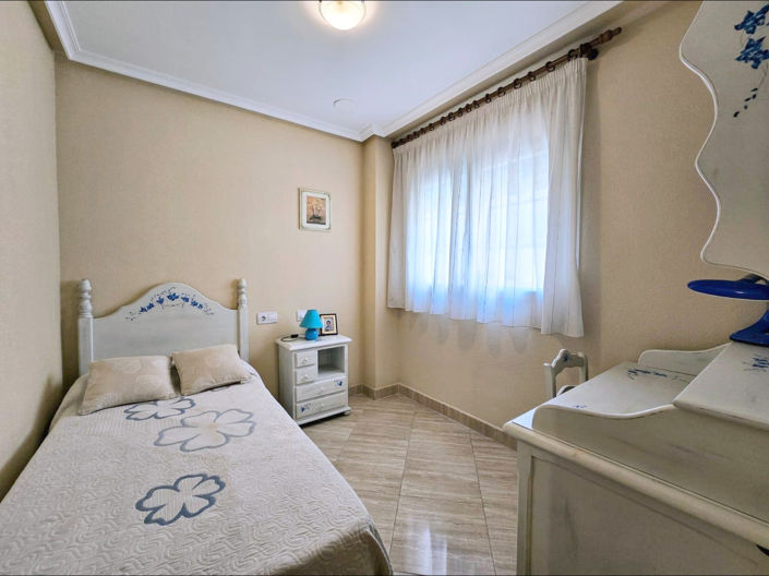 Image No.9-4 Bed Townhouse for sale