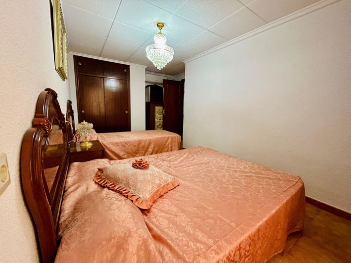 Image No.14-3 Bed Apartment for sale