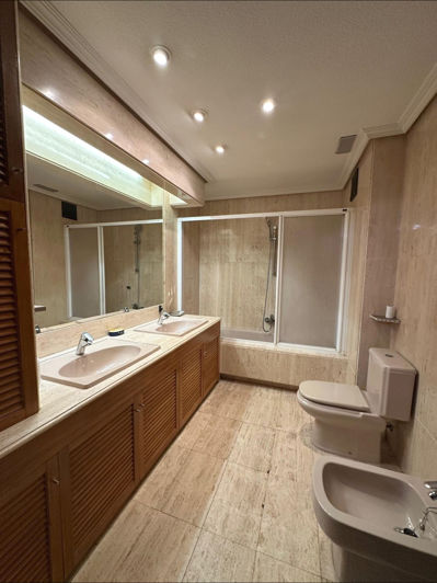 Image No.15-Maison de ville de 6 chambres à vendre à Novelda